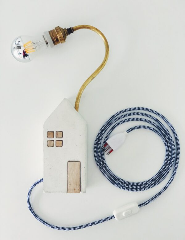 Uruk White lampada in cemento